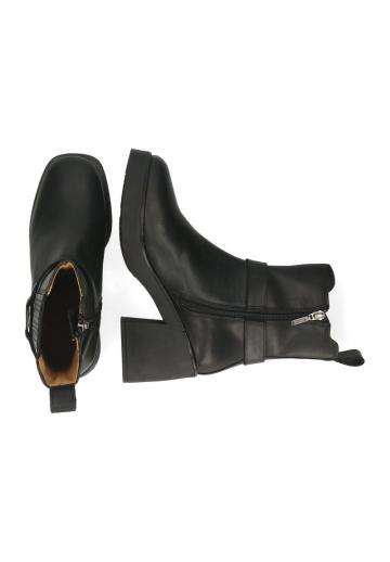 Полусапожки на платформе