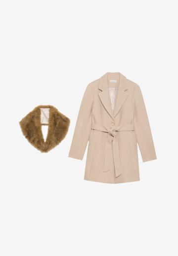 Шерстяное пальто