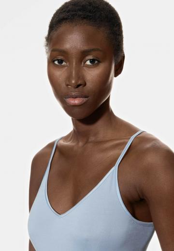 Топ на бретельках