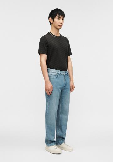 Прямые джинсы