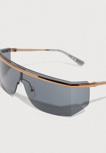 Солнечные очки