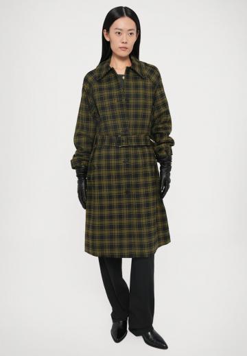 Шерстяное пальто