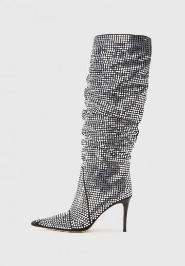 Высокие сапоги