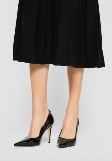 Туфли на высоком каблуке