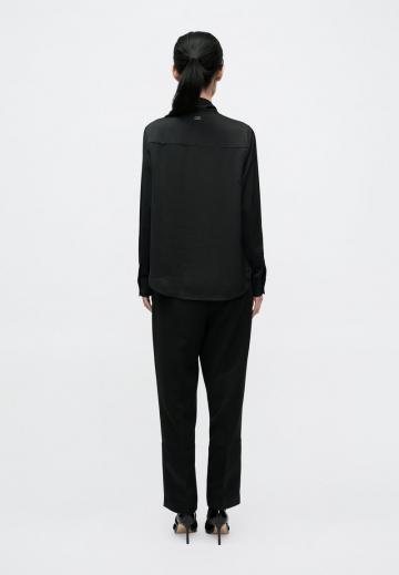 Атласная блузка