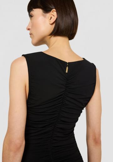 Короткое платье