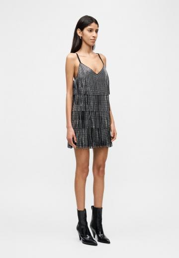 Короткое платье