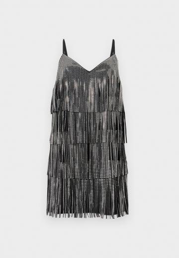 Короткое платье