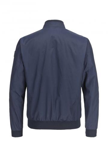 Куртка бомбер