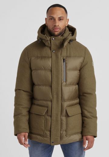 Зимняя куртка