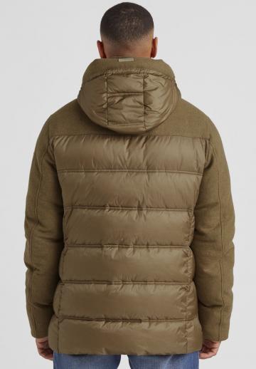 Зимняя куртка