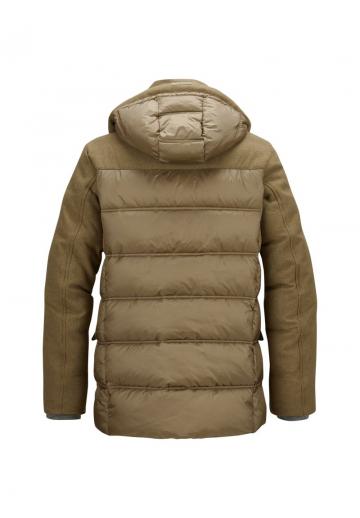 Зимняя куртка