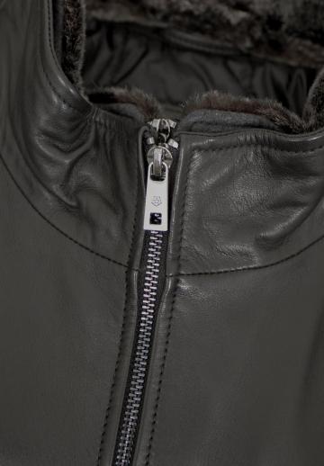 Кожаная куртка