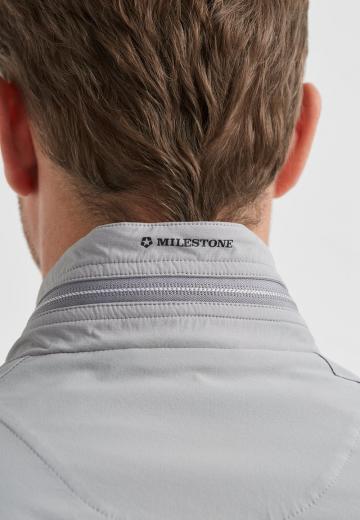 Куртка бомбер