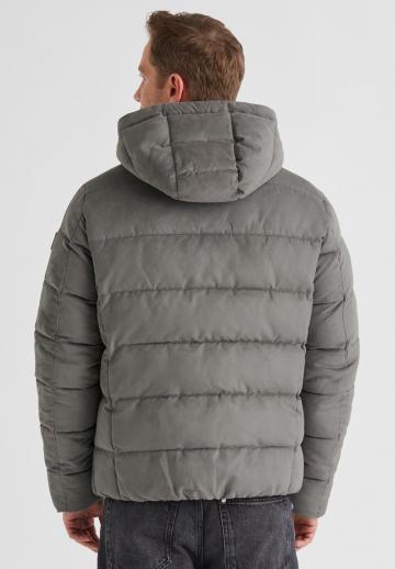 Зимняя куртка