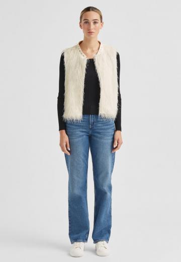 Пуховой жилет