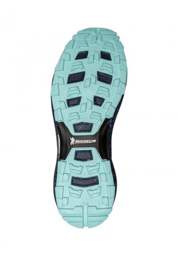 Походные ботинки