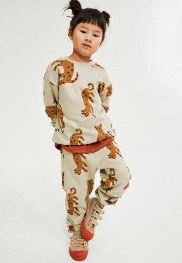 Спортивные штаны