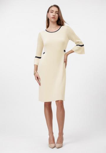 Вязаное платье