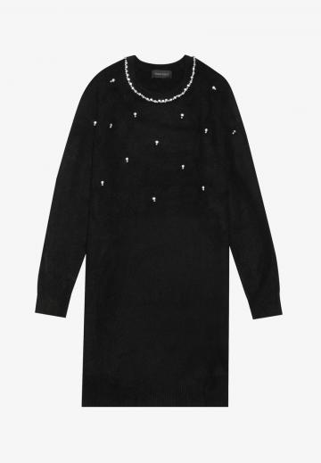 Вязаное платье