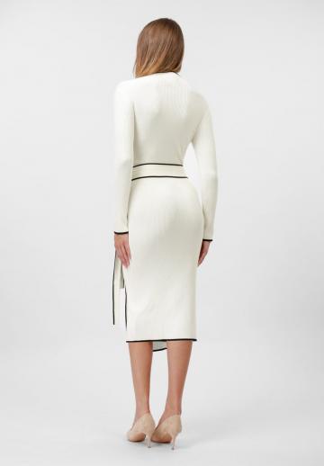 Вязаное платье