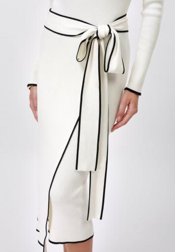 Вязаное платье