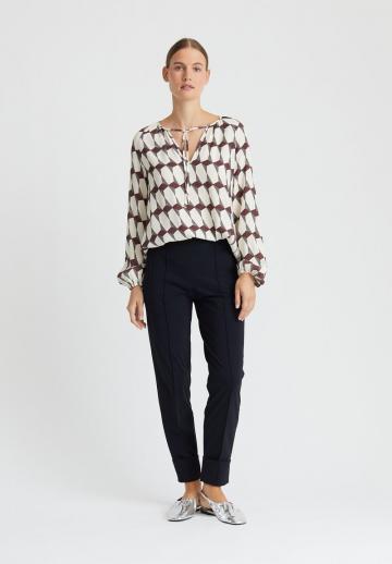 Длинная блузка