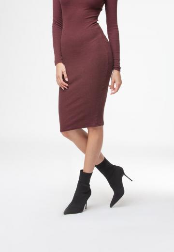 Высокие сапоги