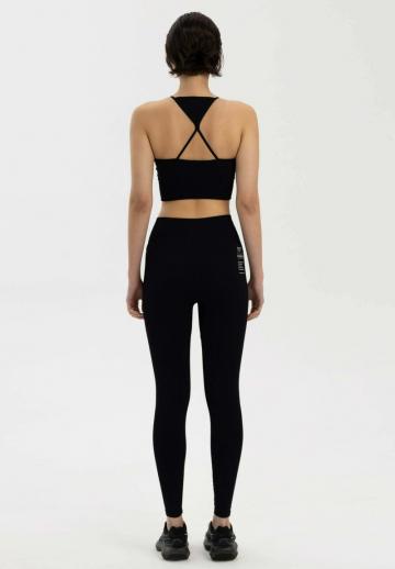 Топ на бретельках