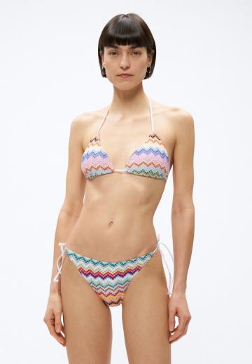Треугольное бикини