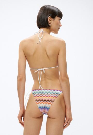Треугольное бикини