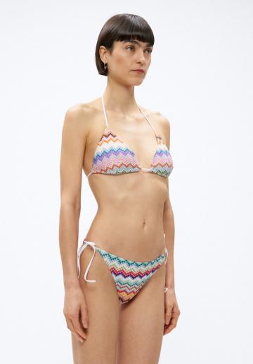 Треугольное бикини