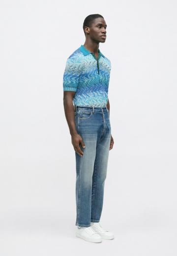 Прямые джинсы