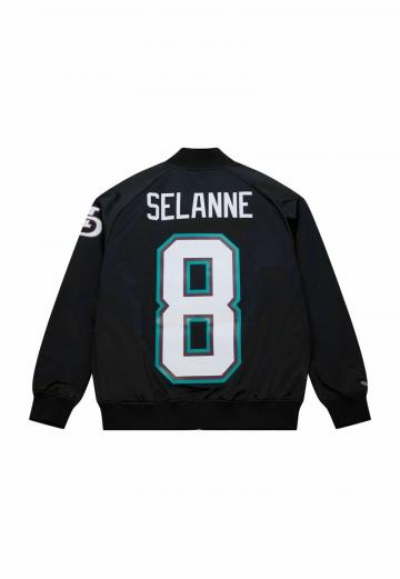 Куртка бомбер