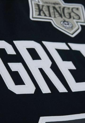 Куртка бомбер