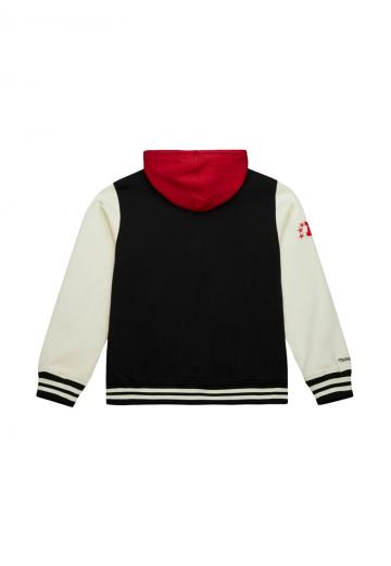 Спортивная куртка