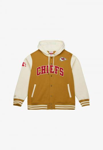 Спортивная кофта