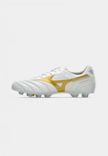 Футбольные бутсы