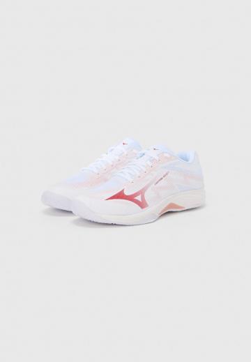 Кроссовки для зала