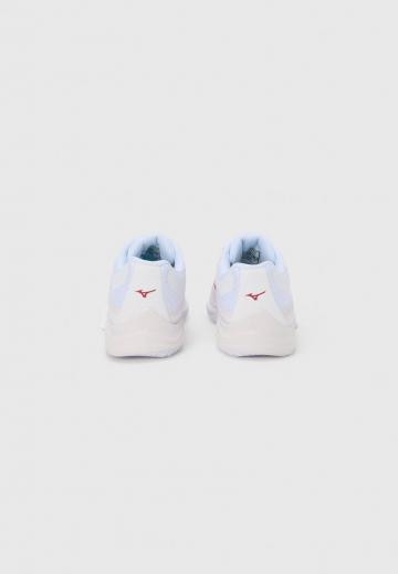 Кроссовки для зала