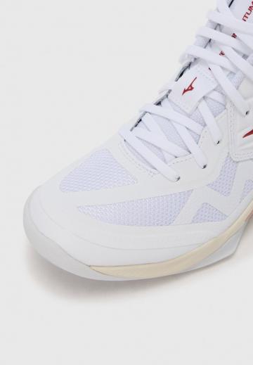 Кроссовки для зала