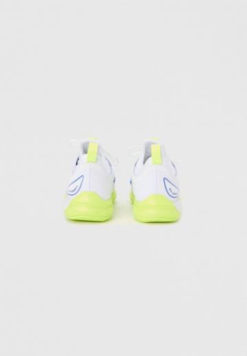 Кроссовки для зала