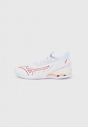 Кроссовки для зала