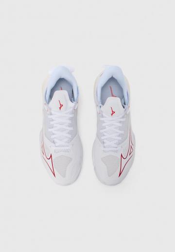 Кроссовки для зала