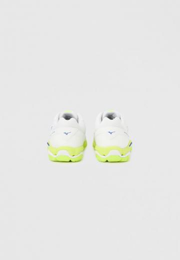 Кроссовки для зала