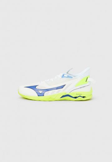 Кроссовки для зала