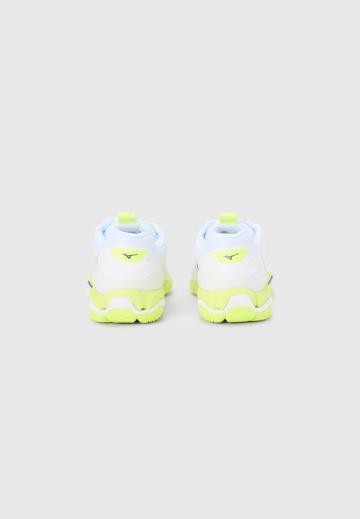 Кроссовки для зала