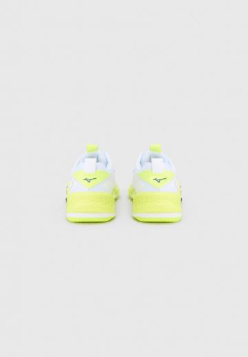 Кроссовки для зала