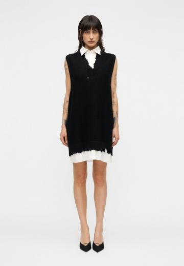 Вязаное платье