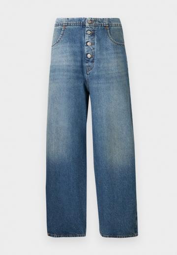 Джинсы бойфренда